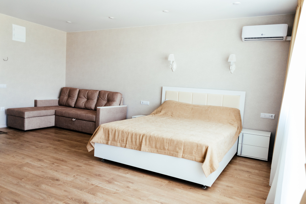 Апартаменты Уютные с Бассейном Возле Моря