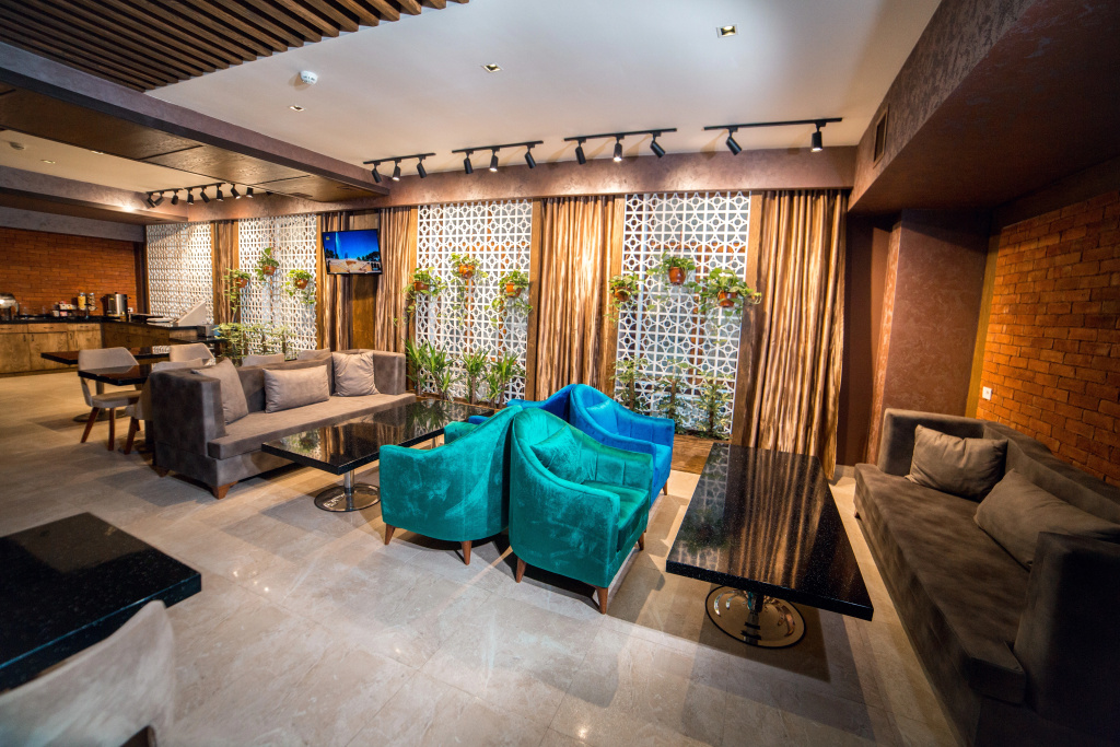 Отель Parkway Inn Hotel & Spa