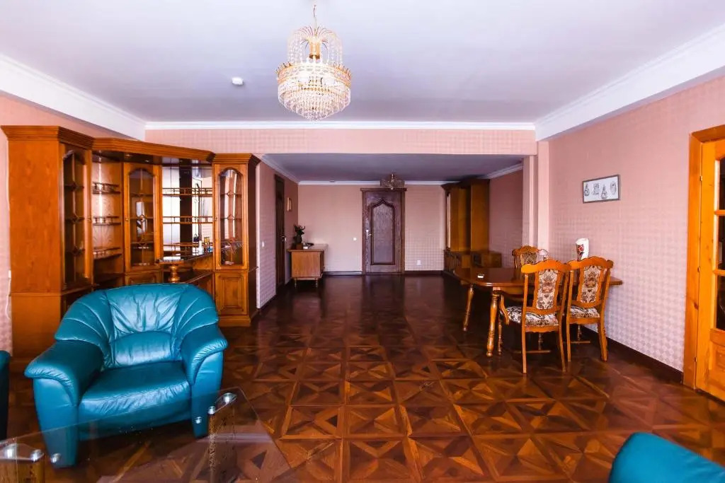 Sunkar Hotel