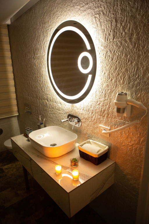 Отель Parkway Inn Hotel & Spa