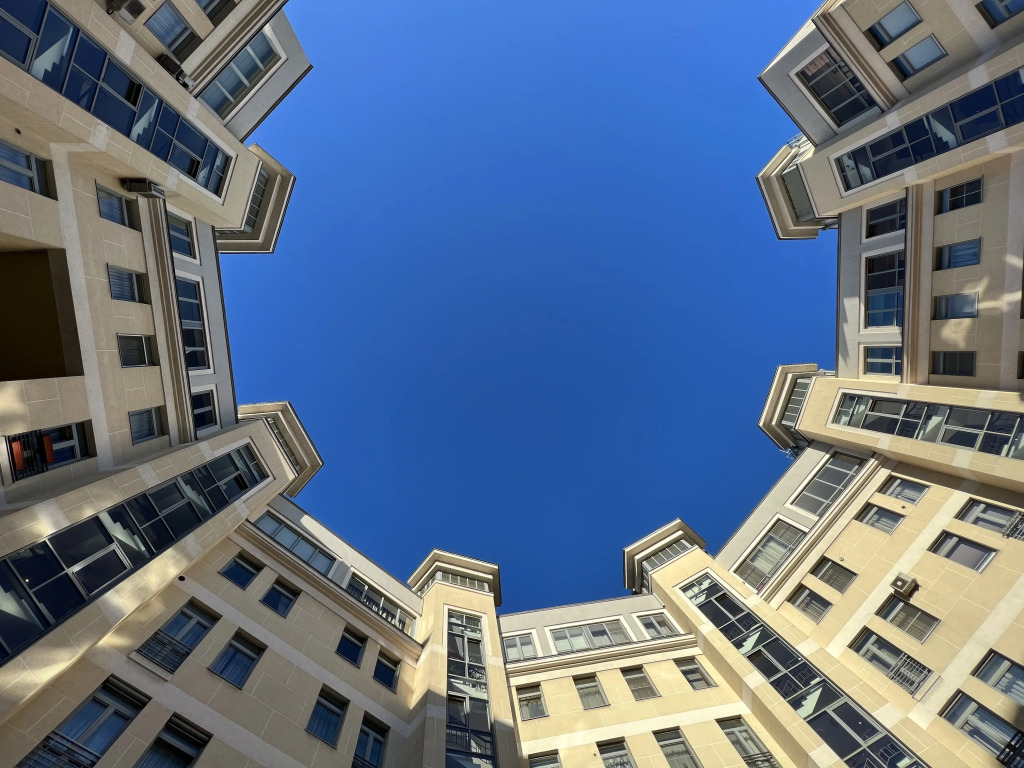 Апартаменты The Bridge Apartment