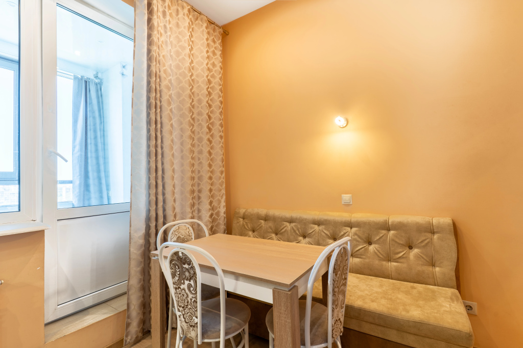 Arend Orlov 1 Flat