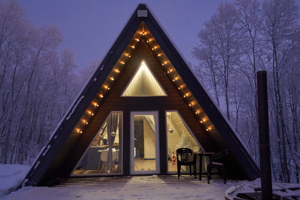 Частный дом A-Frame в лесу в 6 км от Мурманска