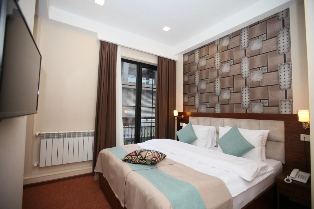 Auroom Hotel