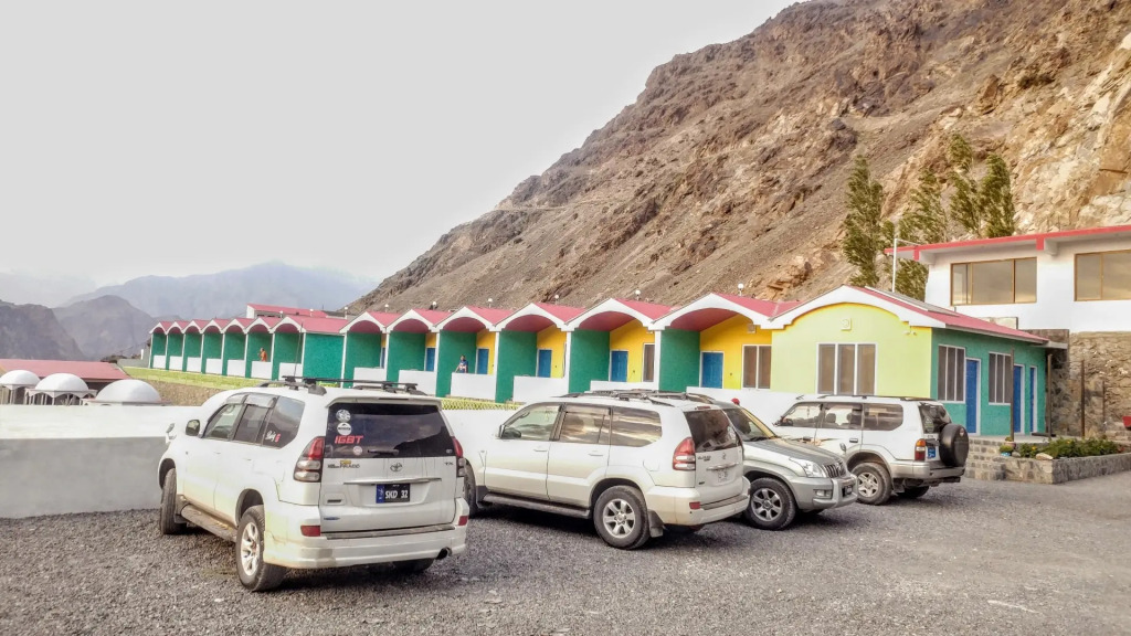 Hotel Mountain Lodge Skardu