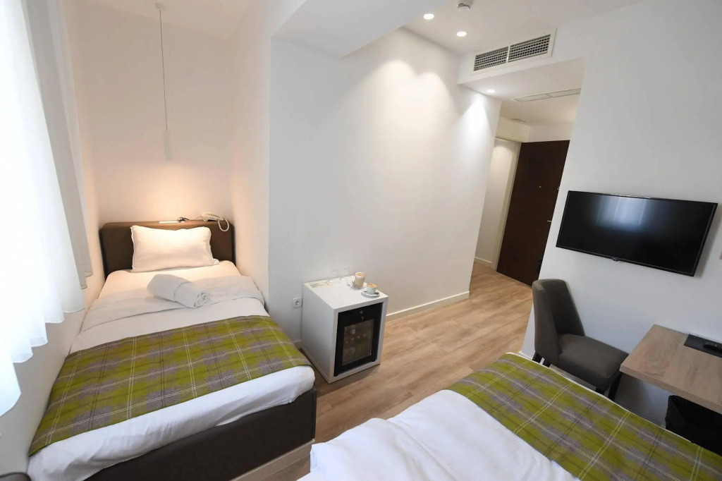 Отель Belgrade Inn