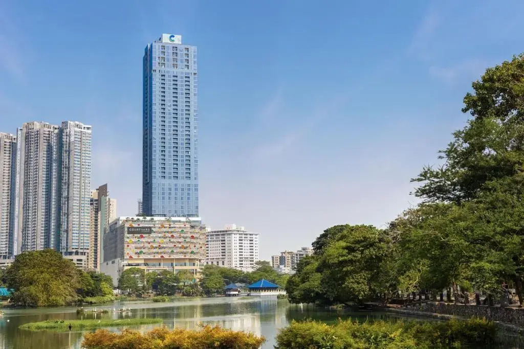 Отель Courtyard By Marriott Colombo