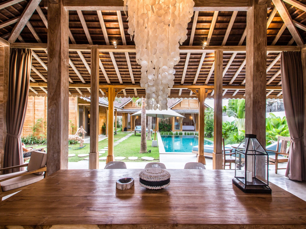 Villa Du Ho by Villa Finder