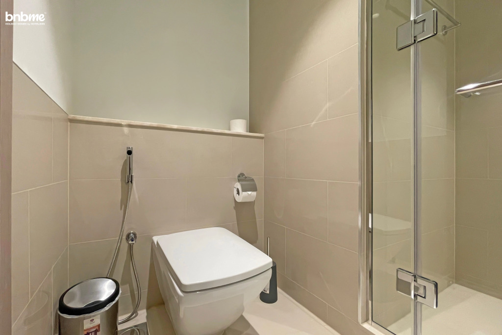 Апартаенты Bnbmehomes | Modern 2BR Treasure nr Dubai Fountain - 3302