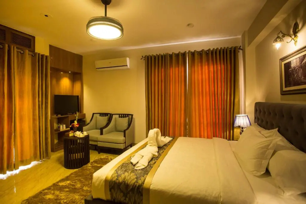 Shinepukur Suites