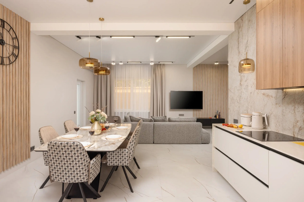 Вилла с подогреваемым бассейном и 6 спальнями
