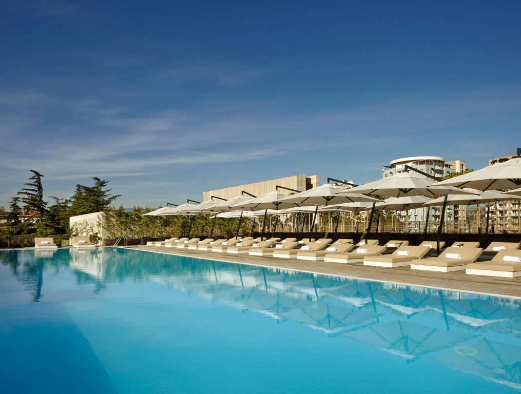 Holiday Inn Тбилиси
