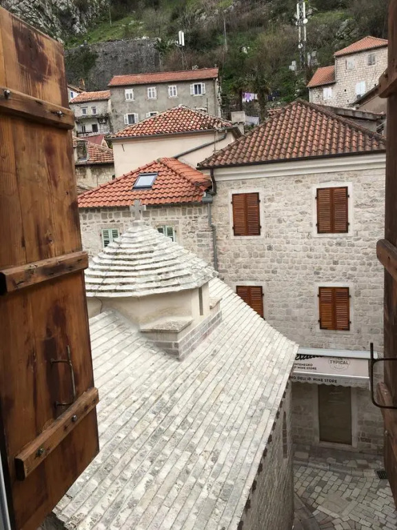 Athos Guesthouse