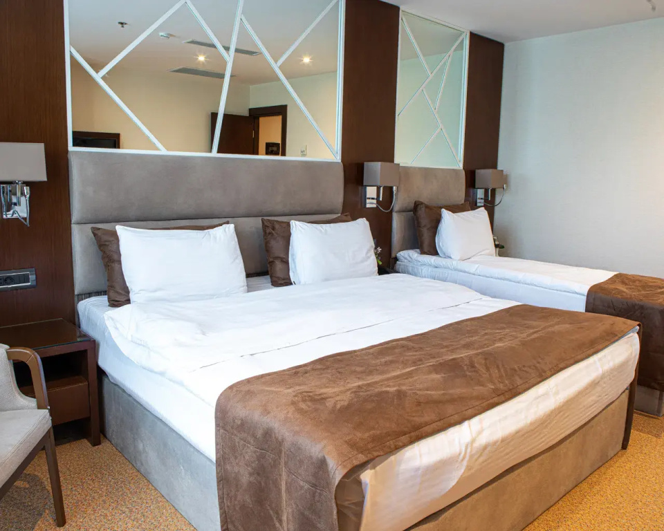 Diamond Hotel