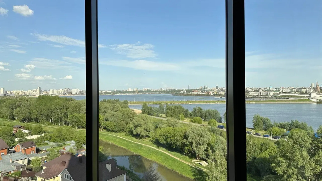 Квартира Большая однушка с видом на Кремль