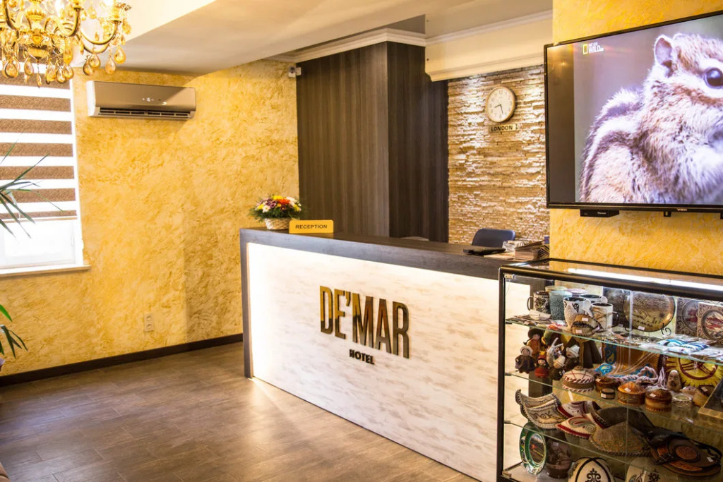 DeMar Hotel