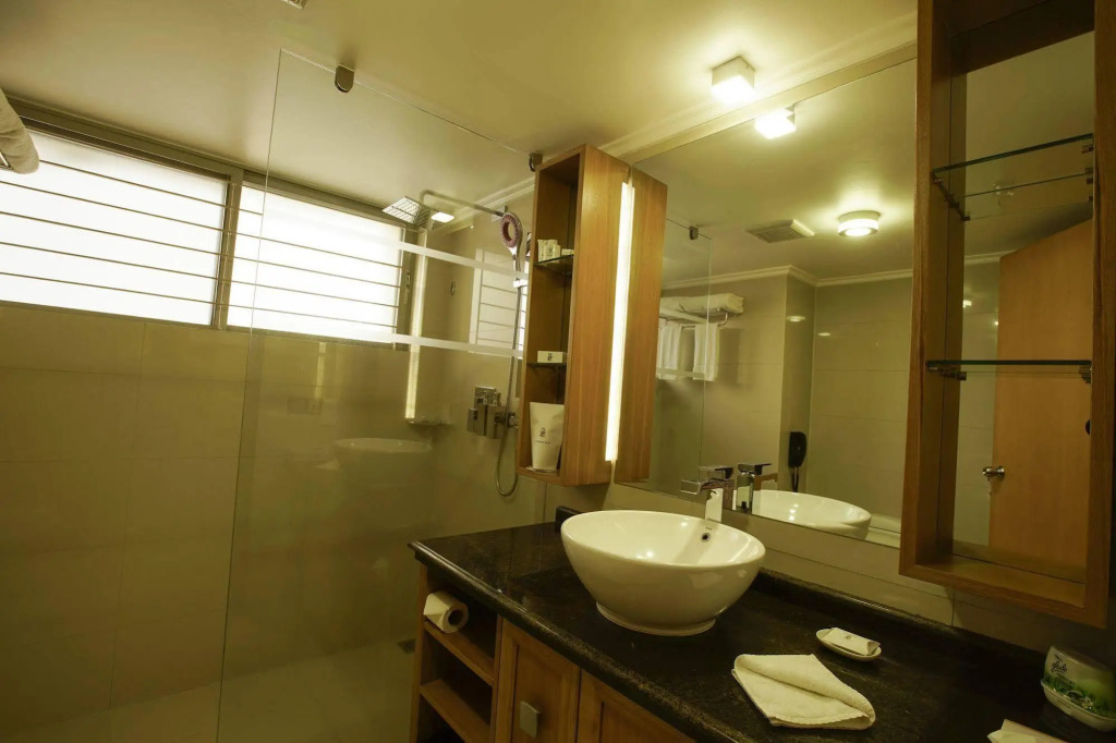 Royal Park Residence Hotel