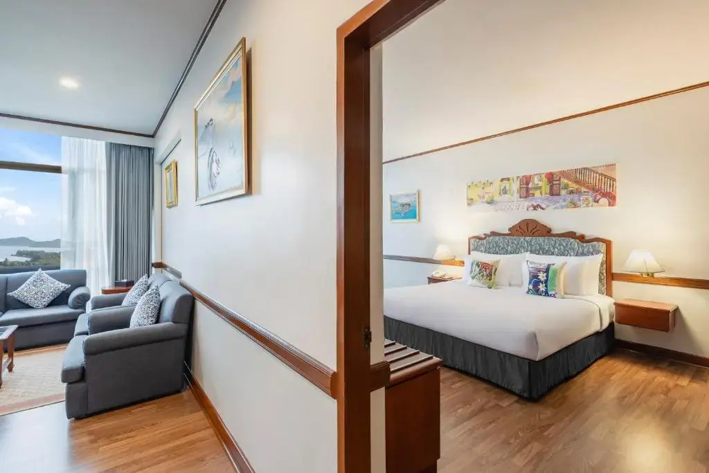 Royal Phuket City Hotel