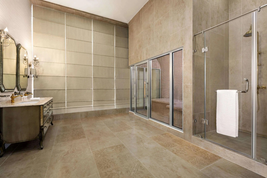 Hotel Ramada By Wyndham Shymkent