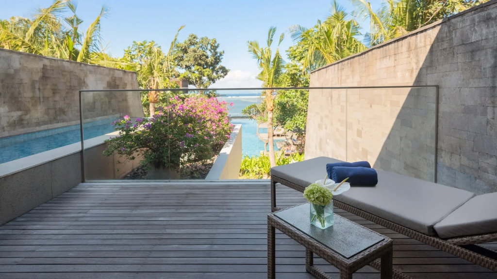 Отель Maya Sanur Resort & Spa