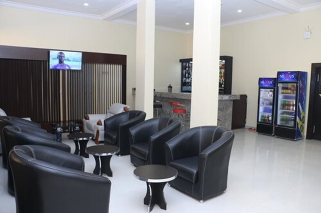 Отель Brook Ville Suite