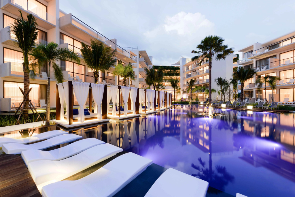 Отель Dream Phuket Hotel and Spa