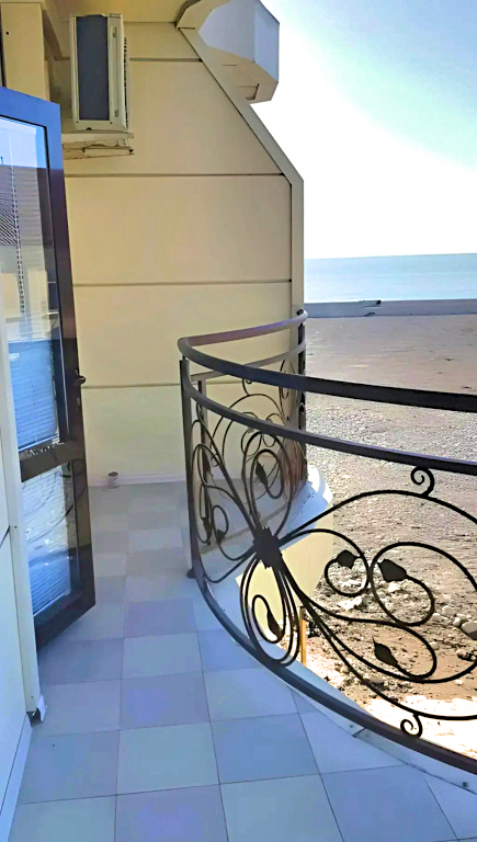 Квартира Просторная Студия Sunny and Sea