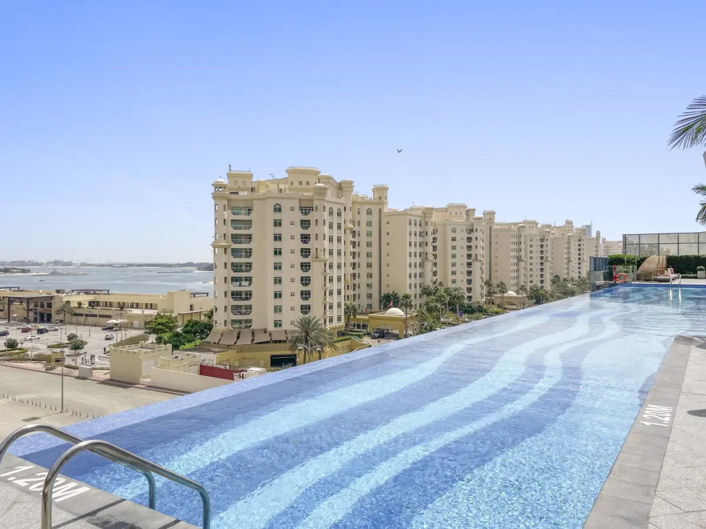 Апартаменты StoneTree - Luxury 1 BR - Palm Tower