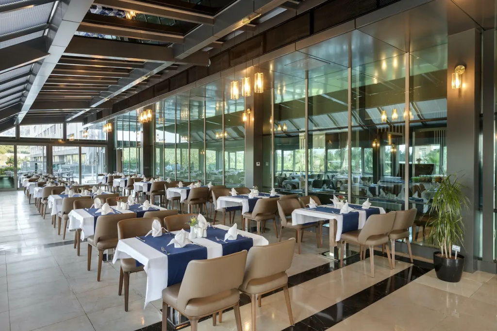 Miracle Istanbul Asia Airport Hotel & Spa