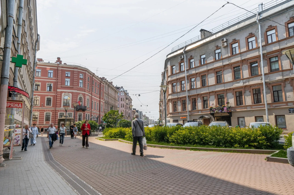 Квартира с новым современным ремонтом в самом центре Петербурга