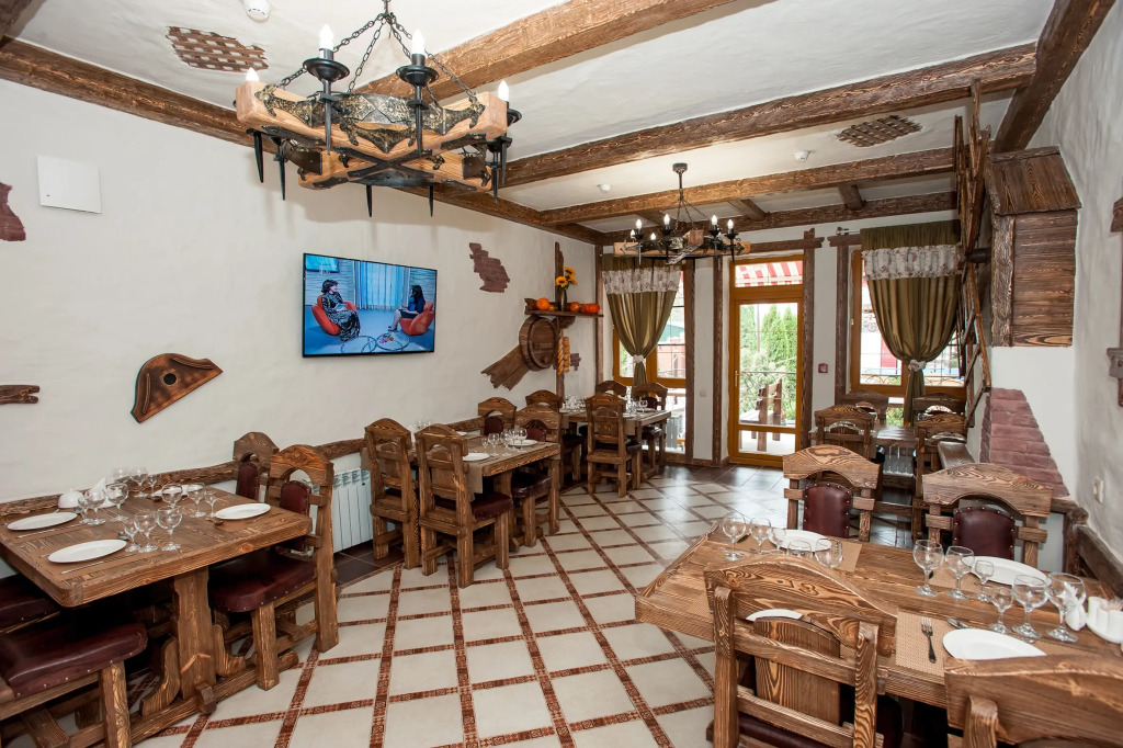Yakor Fishing-Hunting Hotel