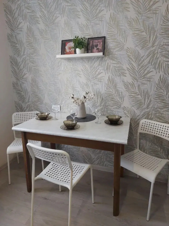 Квартира Двухкомнатная 50 м²