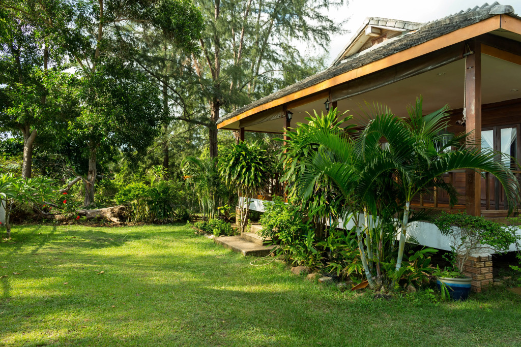 Курортный Отель Lipa Bay Residence
