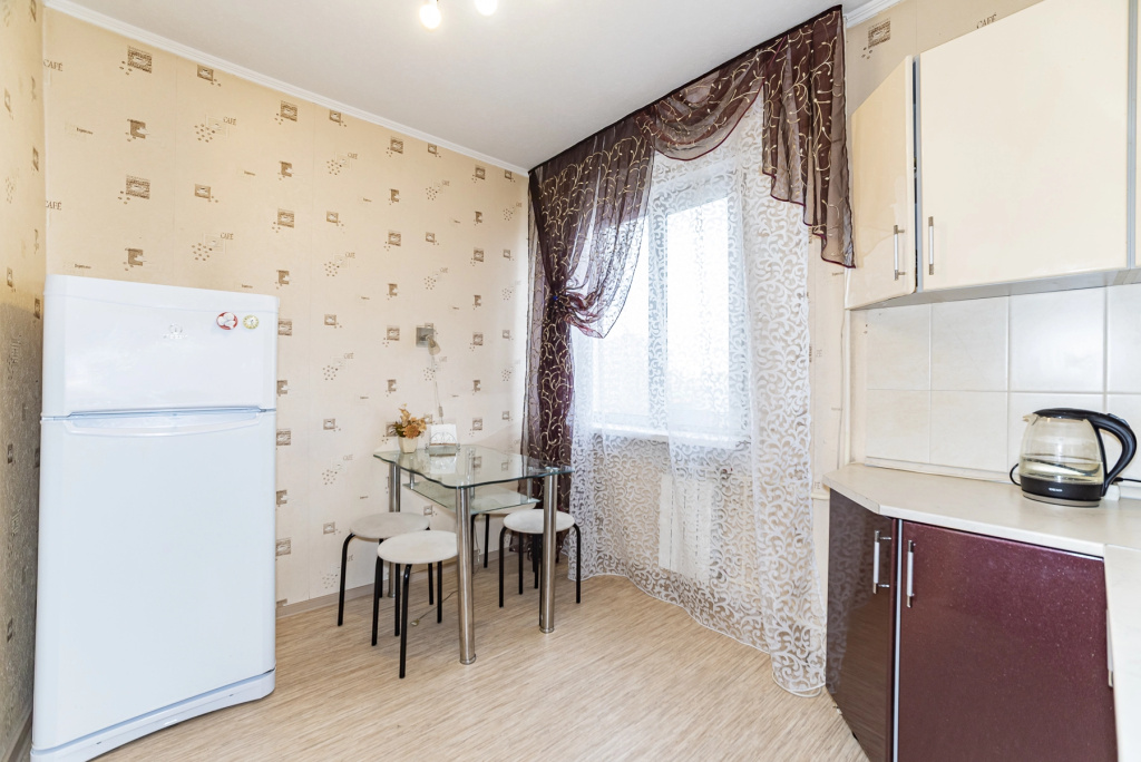 Апартаменты Серова 27