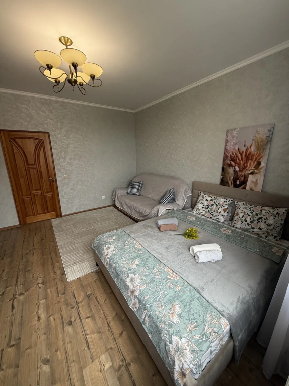 Uyutnaya Na Letnem Ozere Flat