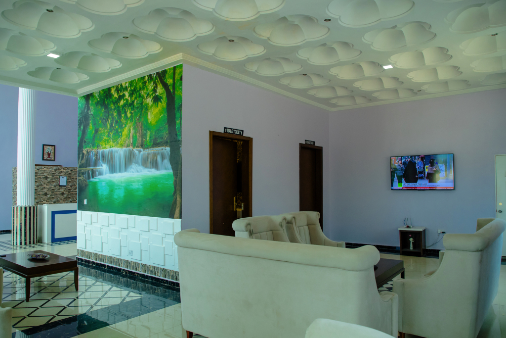 Отель Metzy Residence