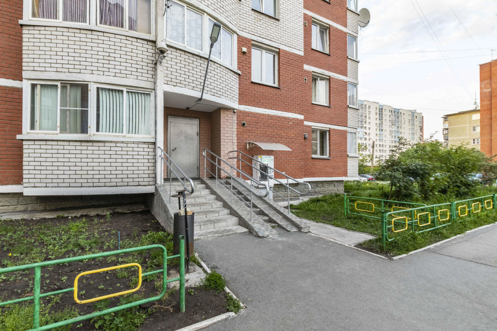 Квартира 1Ком BeGuest с Лоджией на Надеждинской 26 для 4х Гостей