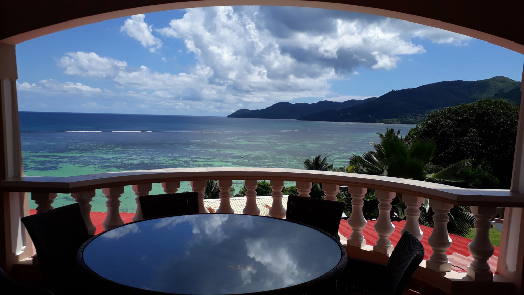 Au Fond De Mer View