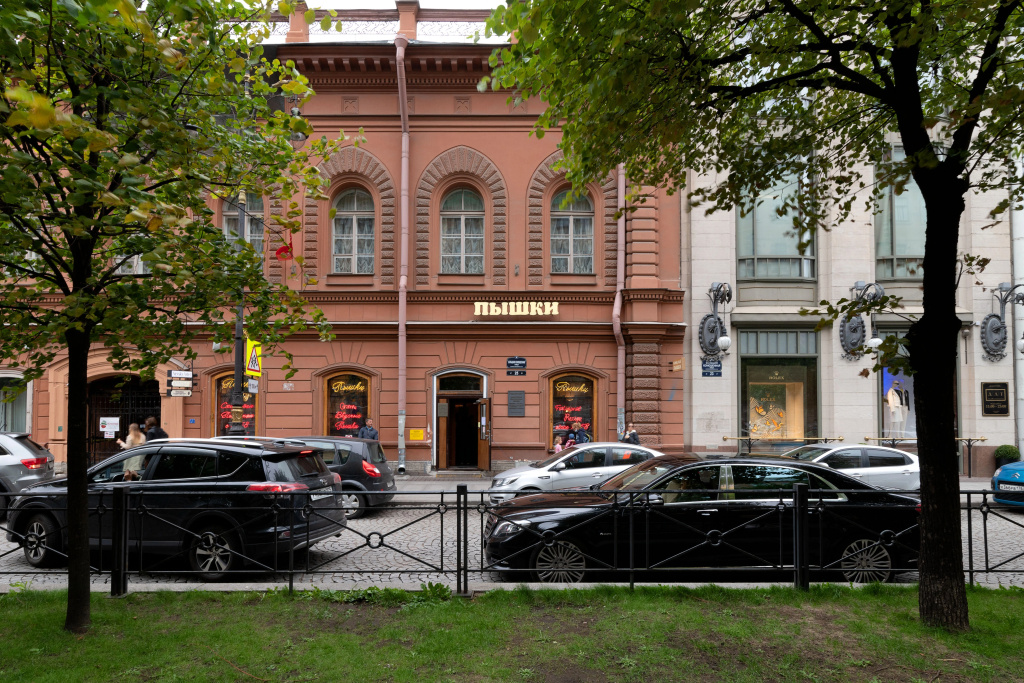 Sutki Rent на Конюшенной