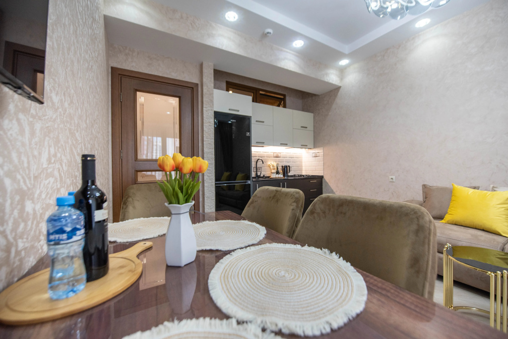 Apartments with a Spacious Terrace and Park View