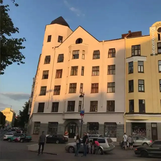 Апартаменты с 3 комнатами с красивым видом из окна в Rooms4Rent