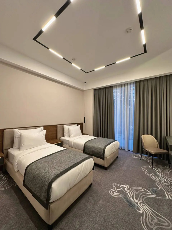 Отель Riviera Hotel