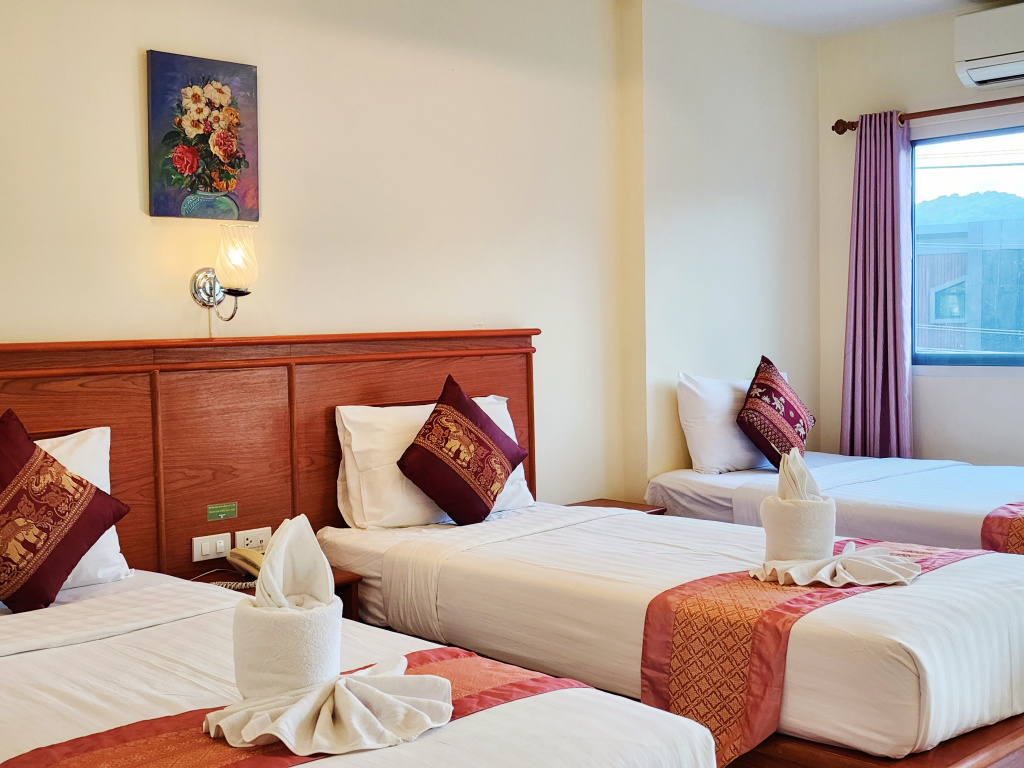 Phaithong Sotel Resort