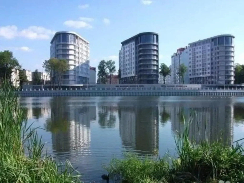 Квартира В Парковом переулке 7