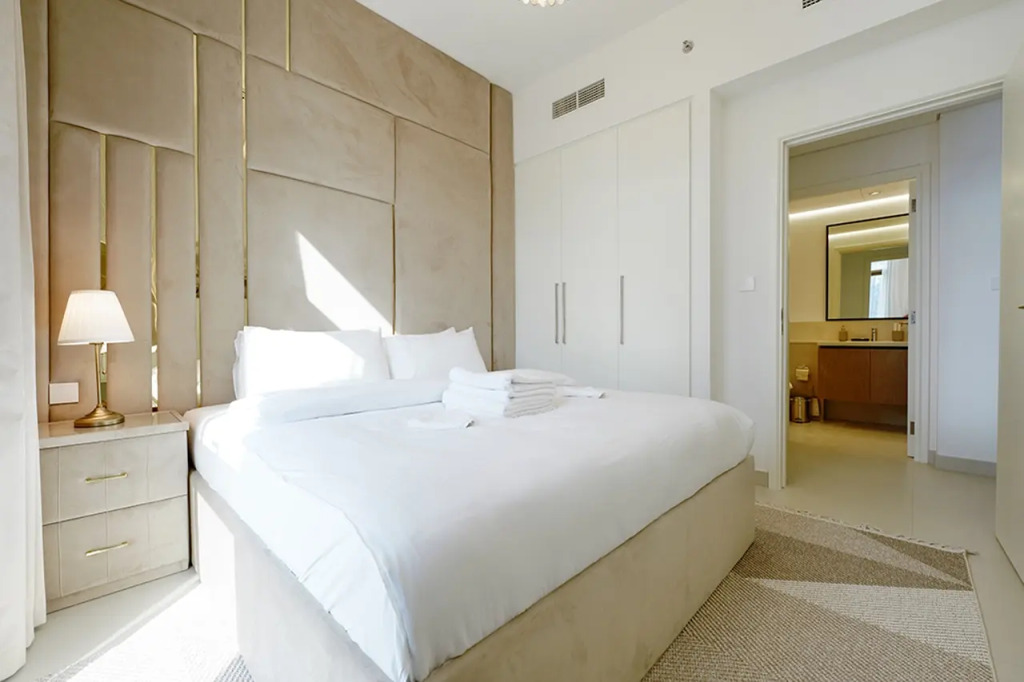 Апартаменты Stayis - 1 BR City Skyline View Downtown Dubai