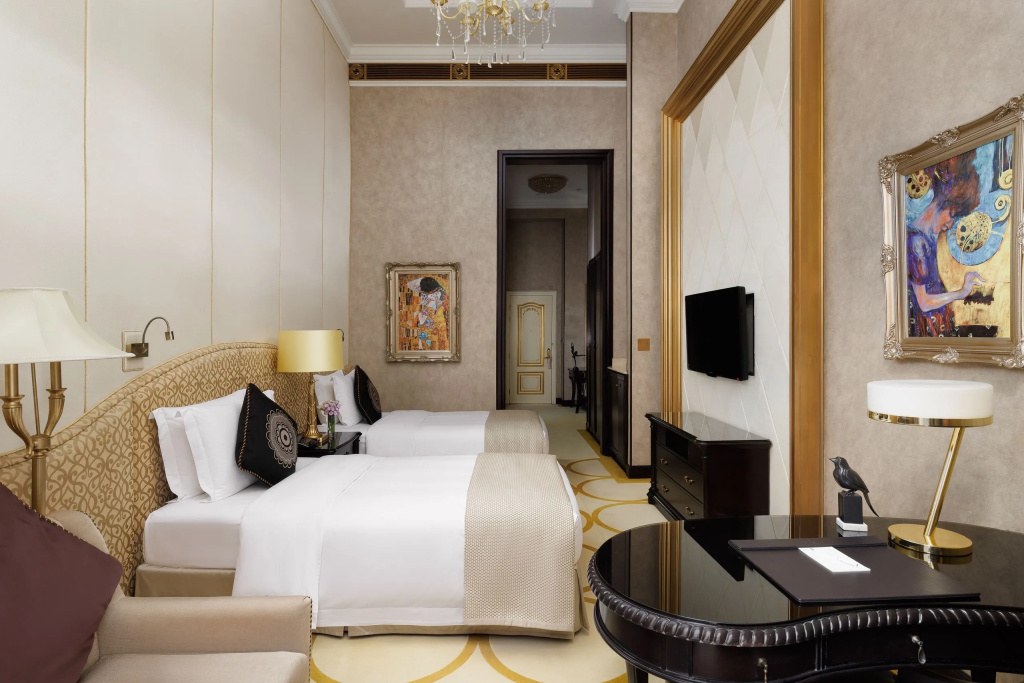 5 ★ Отель The St. Regis Moscow Nikolskaya