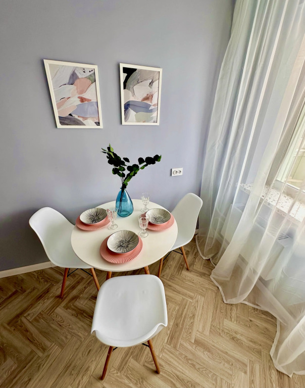 Blue Sky Studio Flat