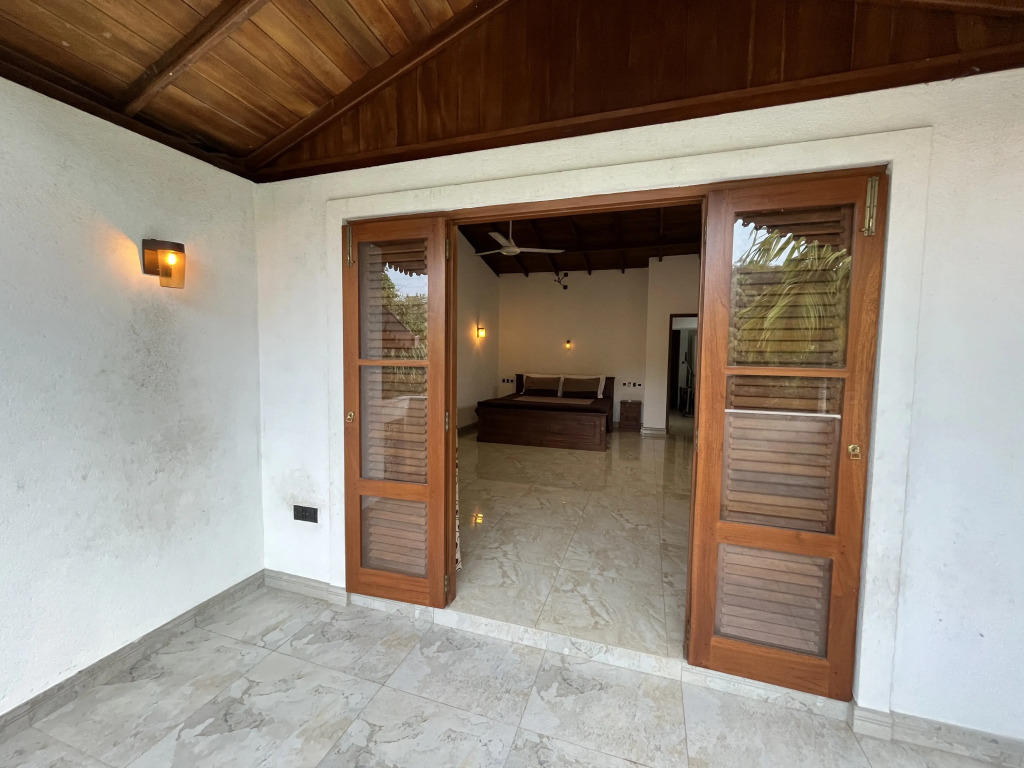Villa Dinoos- Weligama