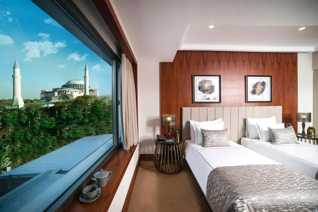 Sura Luxury Milion & Spa