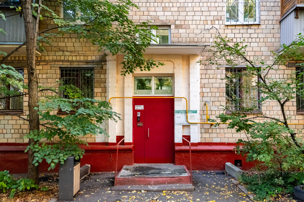 Квартира 2-комнатная на Гамалеи 10